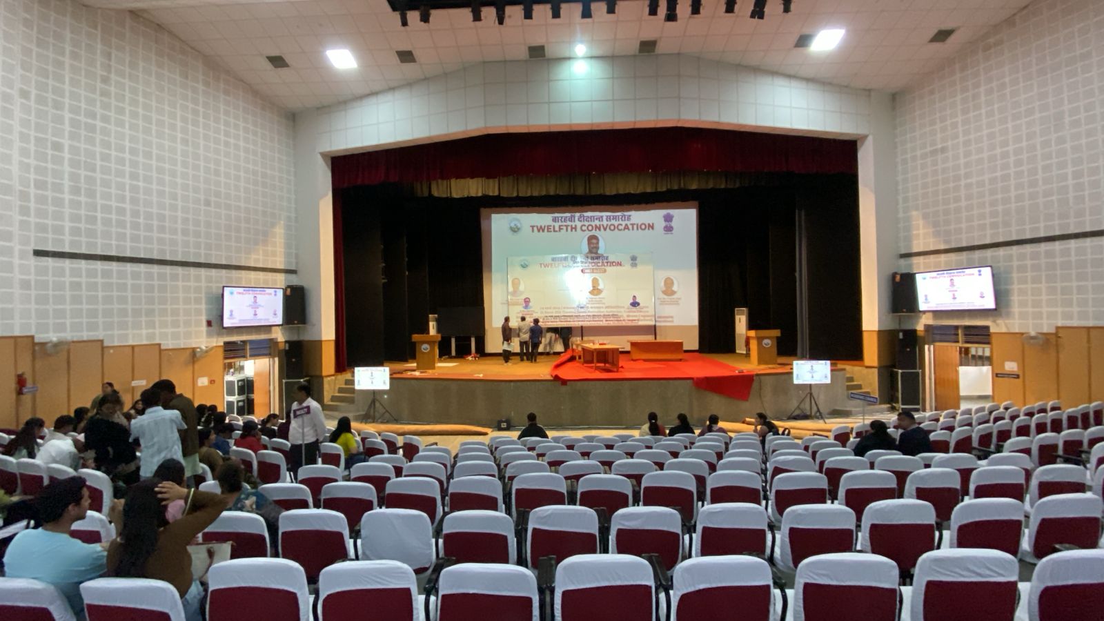 VIP Confrencing with Live Streaming